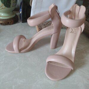 NY & Co. Puffy Block Heel Carolyn Sandals Back Zip 7.5